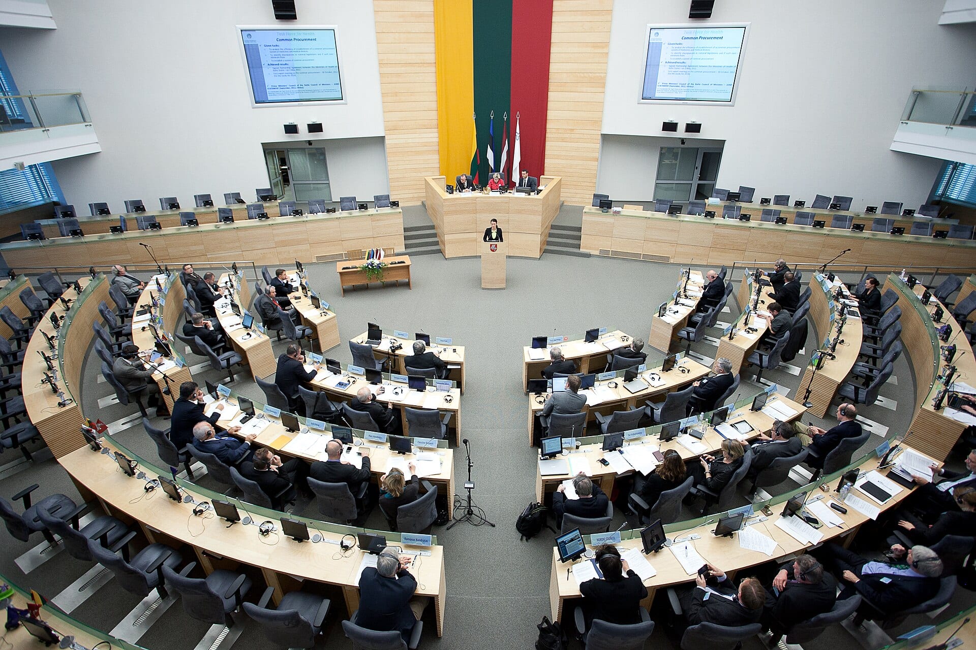 Kviečia nuotoliu stebėti renginį apie skaitmeninį ryšį ir pagalbą senjorams