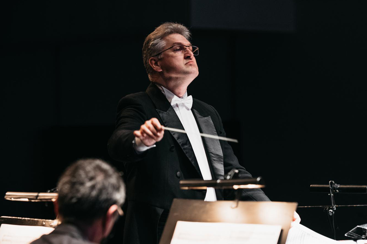 Klaipėdos festivalio „Symphonic Adiemus“: Tomas Ambrozaitis apie muziką, bendrystę ir skambesį